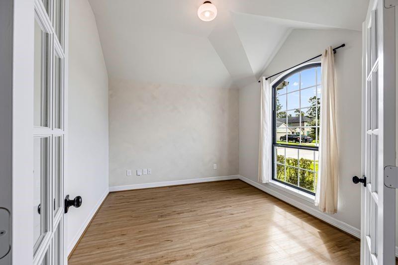 10006 Ocelot Court