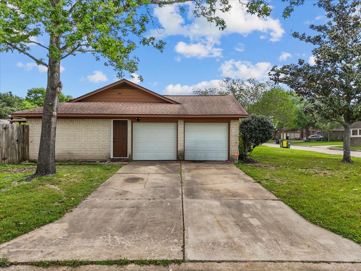 5405 Rockland Drive