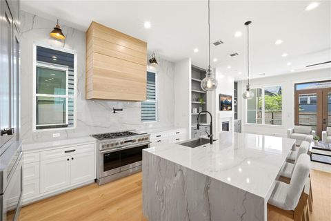 Photo of 1520 Nicholson Street, Houston, TX 77008 (MLS # 33839156)