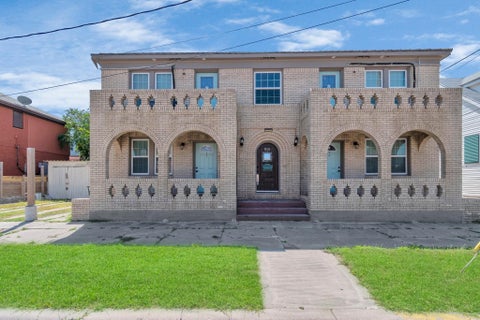 Photo of 915 8th Street #1-4, Galveston, TX 77550 (MLS # 41790353)