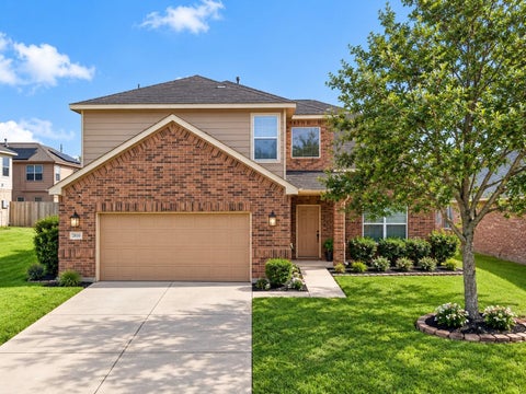 Homes For Sale - 206 Unique Court<br/> Rosharon, TX 77583