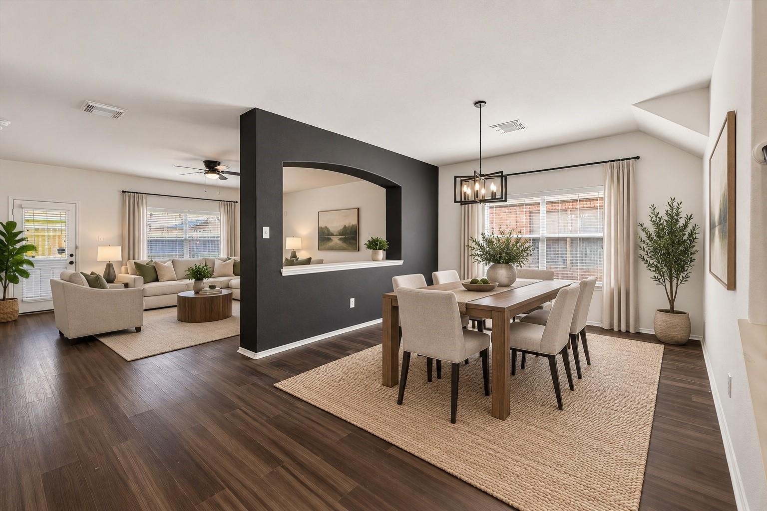 206 Unique Court