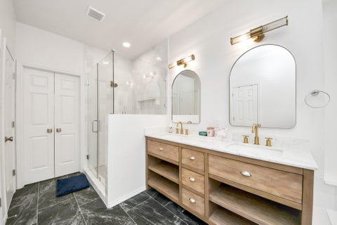 Tiny photo for 7130 Glenwood Drive, Sugar Land, TX 77479 (MLS # 70840408)