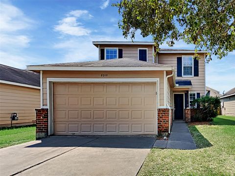 Photo of 8310 Wainwright Way, Rosharon, TX 77583 (MLS # 12166913)