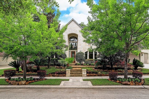Photo of 25 Club Oak Court, Kingwood, TX 77339 (MLS # 39774369)