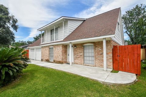 Tiny photo for 7511 Universal Drive, Houston, TX 77072 (MLS # 7590744)