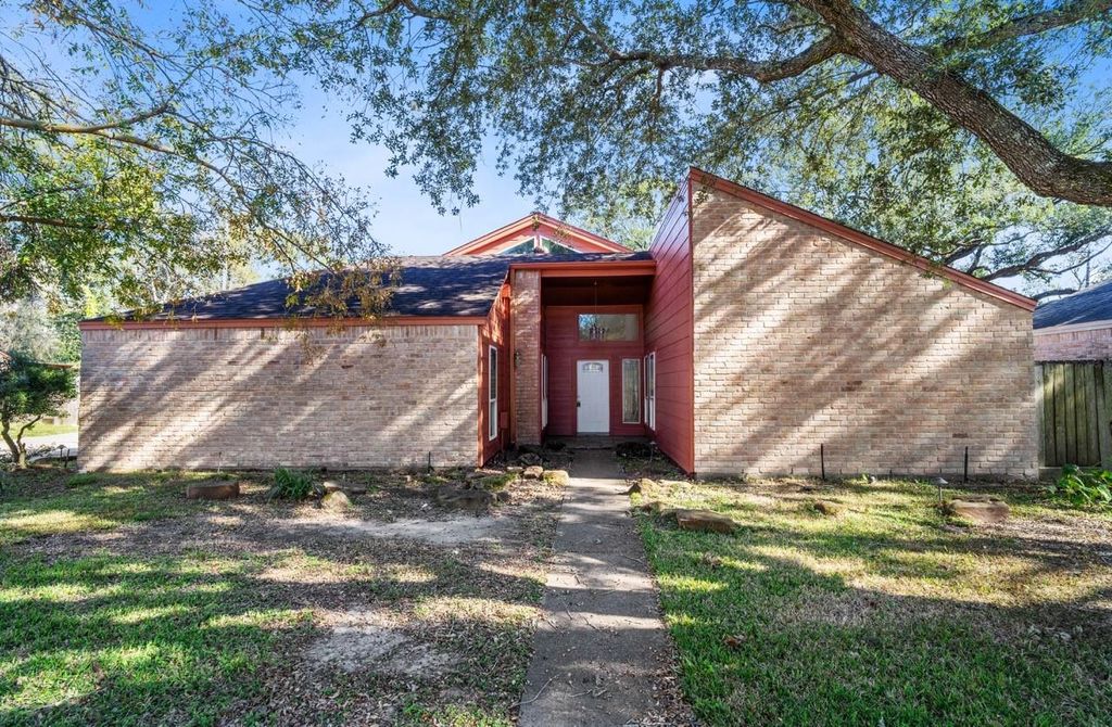 Photo of 4510 Hidden Springs Drive, Houston, TX 77084 (MLS # 66710416)