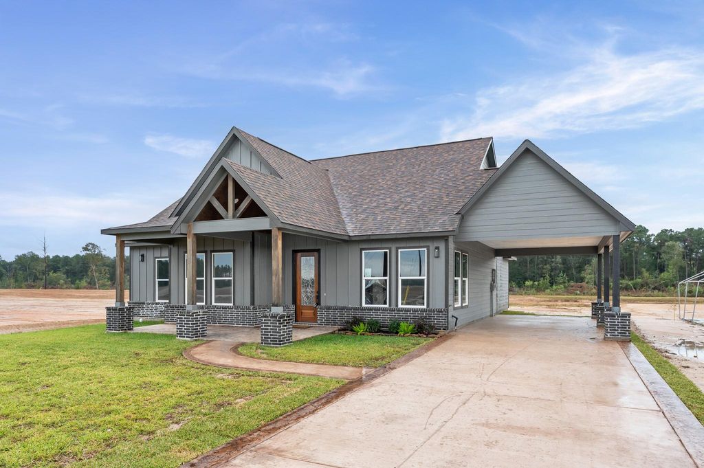 Photo of 1242 Long Leaf Pine Street, Huffman, TX 77336 (MLS # 95360976)