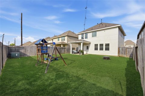 Tiny photo for 14302 Couturie Forest Trail, Houston, TX 77045 (MLS # 34346834)