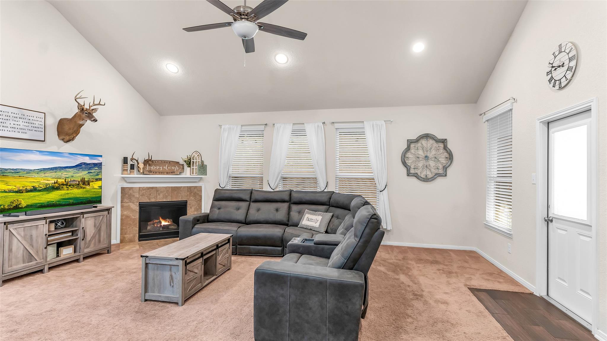 2325 Garden Square Path