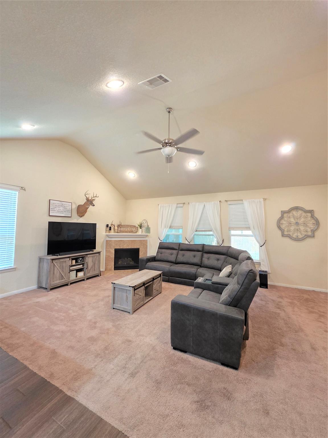 2325 Garden Square Path