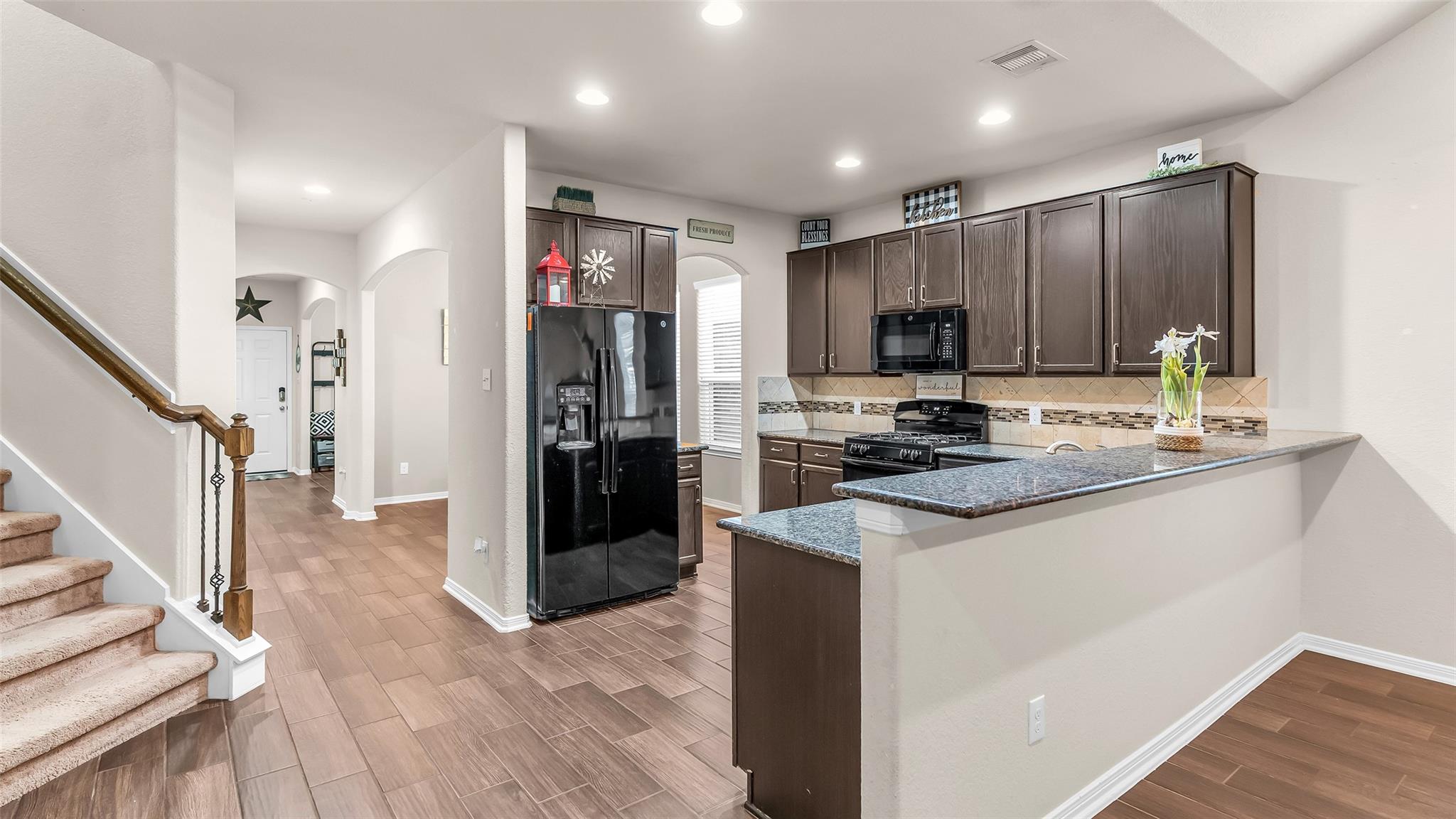 2325 Garden Square Path