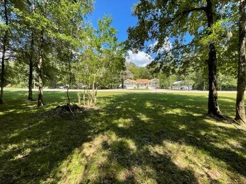 Vacant Land For Sale - 201 Cypress Lakes Circle Circle<br/> Cleveland, TX 77327