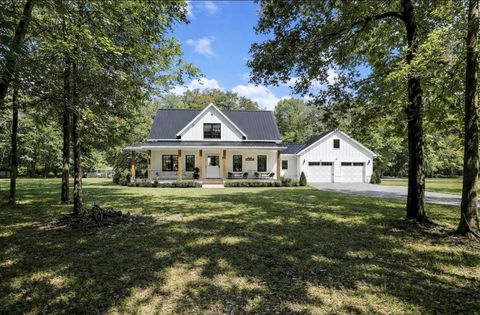 Photo of 201 Cypress Lakes Circle Circle, Cleveland, TX 77327 (MLS # 21420390)