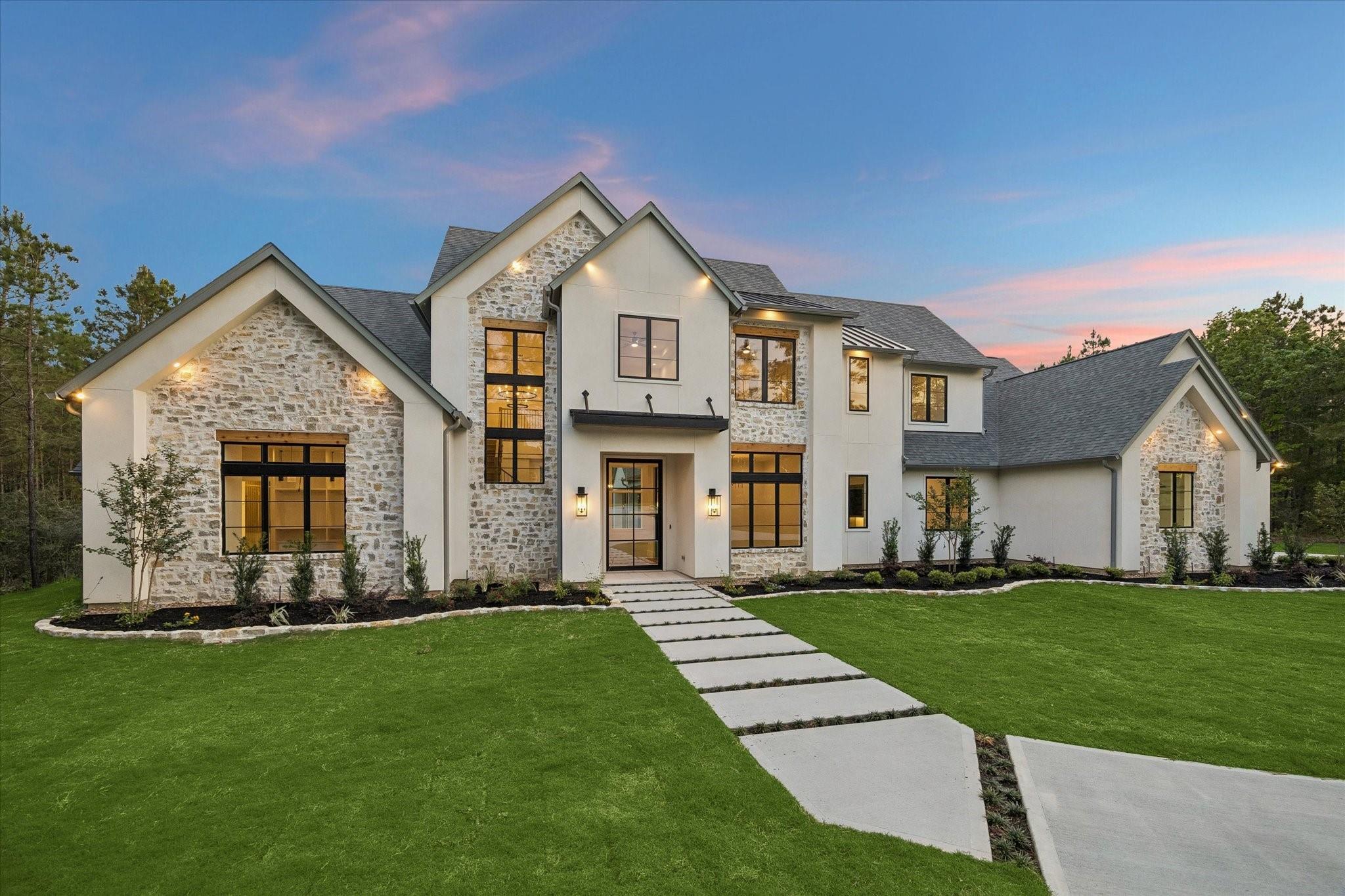 6905 Hollyleaf Court