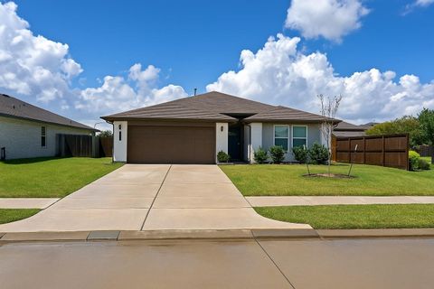 Photo of 16 Desert Spring Lane, Manvel, TX 77578 (MLS # 53684385)