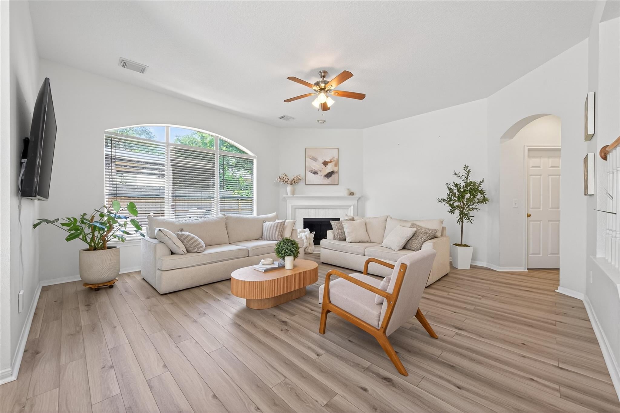 5707 Oakwell Station Court