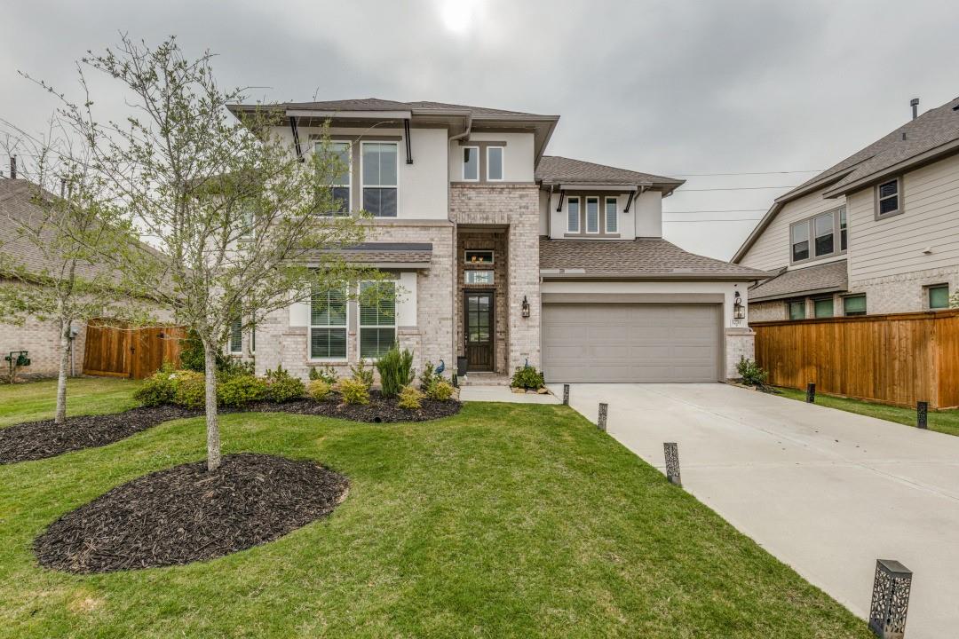 12711 Noble Fields Way