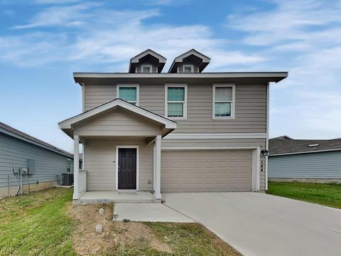 Photo of 144 Parish Lane, New Braunfels, TX 78130 (MLS # 40789371)