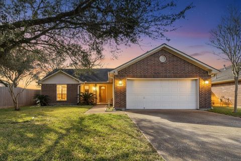 Tiny photo for 11719 Santa Fe Trail, Santa Fe, TX 77510 (MLS # 16314073)