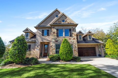 Homes For Sale - 3911 Whispering Woods Lane<br/> Richmond, TX 77406