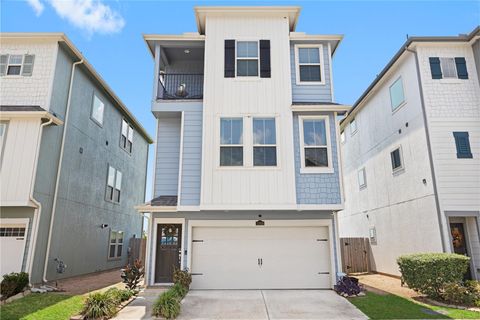Photo of 11918 Oakmont Valley Trace, Houston, TX 77051 (MLS # 46859901)