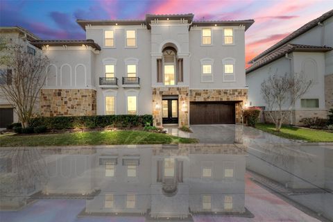 Photo of 908 Amelia Street, Sugar Land, TX 77478 (MLS # 83152161)