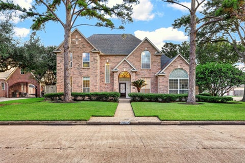 Photo of 19602 Laurel Park Lane, Houston, TX 77094 (MLS # 40453954)