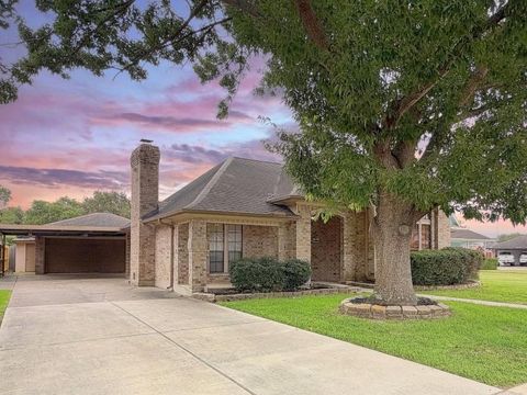 Photo of 4607 Oakmont Ci, Pasadena, TX 77505 (MLS # 50100955)