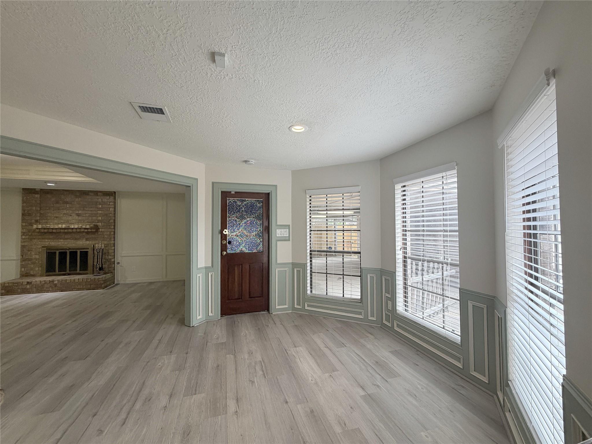 4607 Oakmont Ci