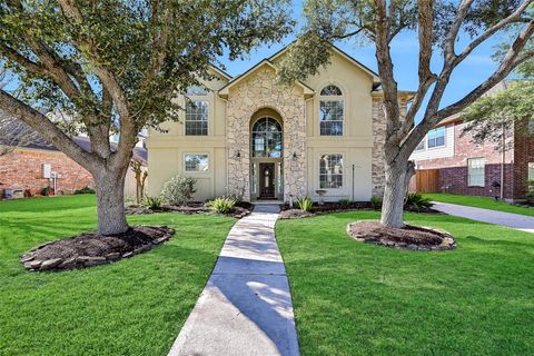 Homes For Sale - 2333 Acadiana Lane<br/> Seabrook, TX 77586