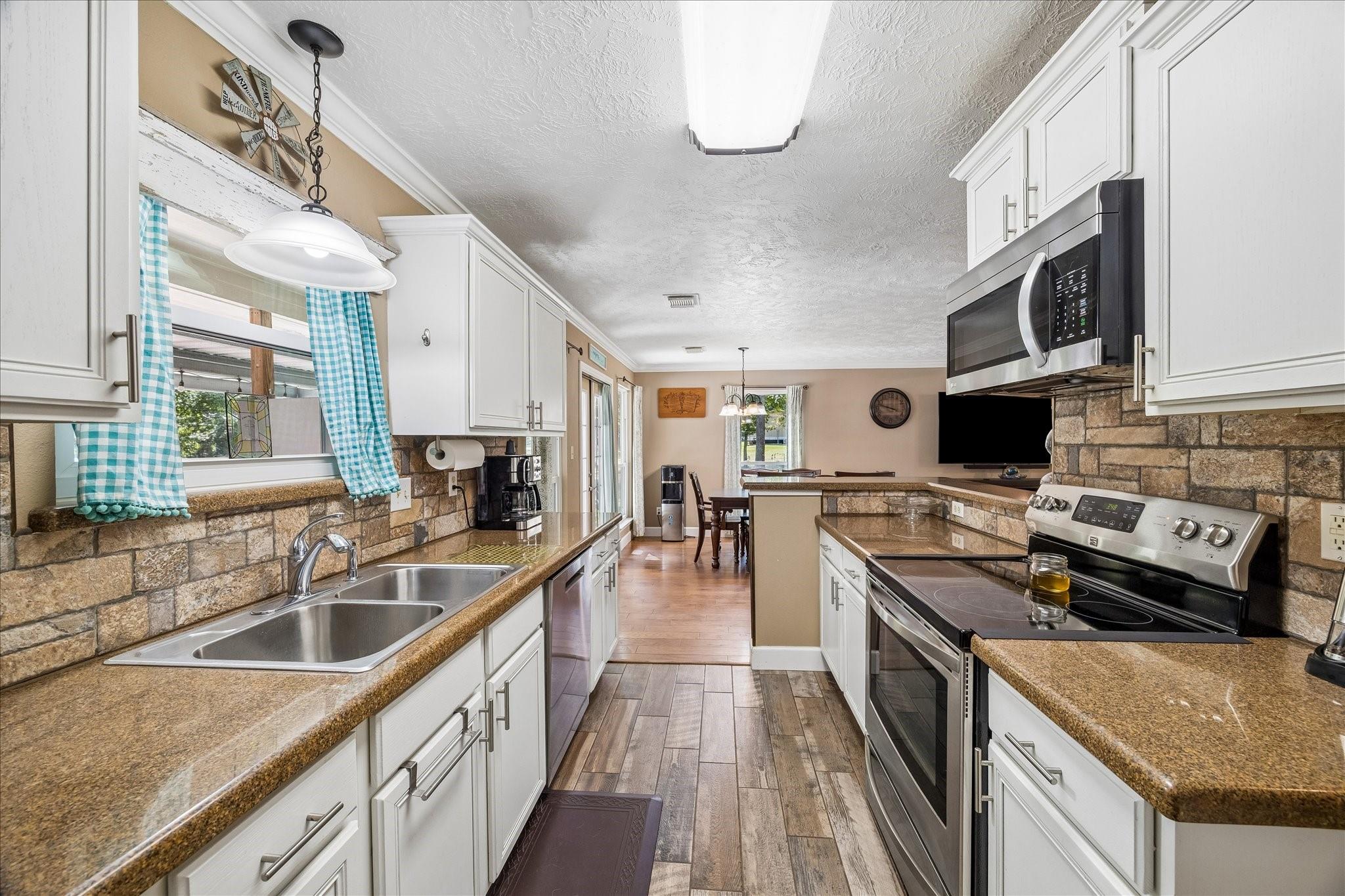 641 County Road 404