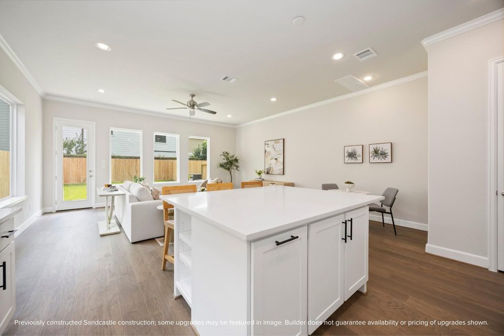 Photo of 4317 Roseland Street #B, Houston, TX 77006 (MLS # 51463498)