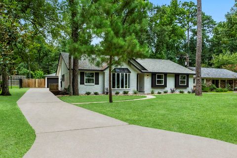 Photo of 566 Beauregard Drive, Conroe, TX 77302 (MLS # 15532575)