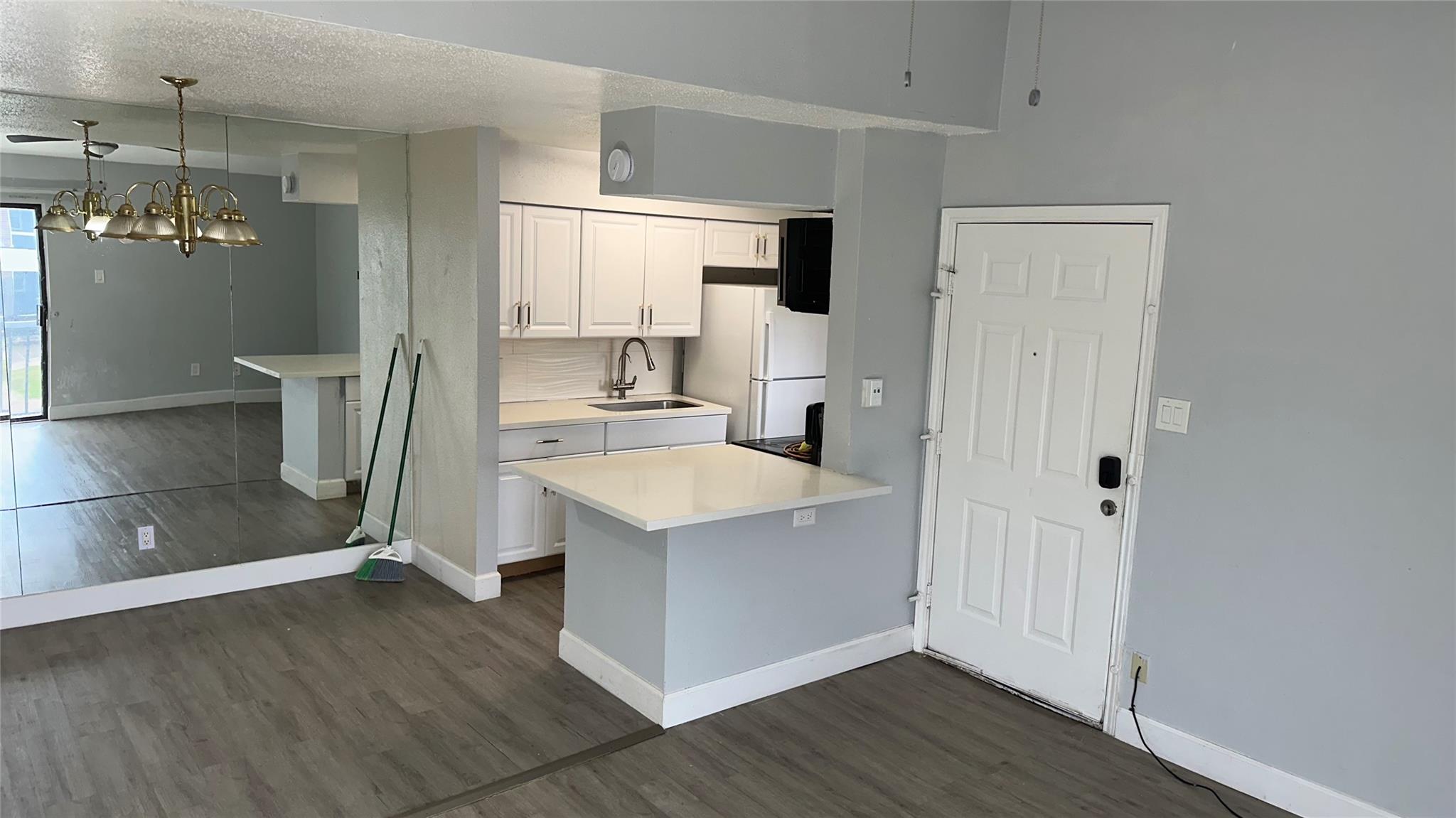 9550 Deering Drive 208