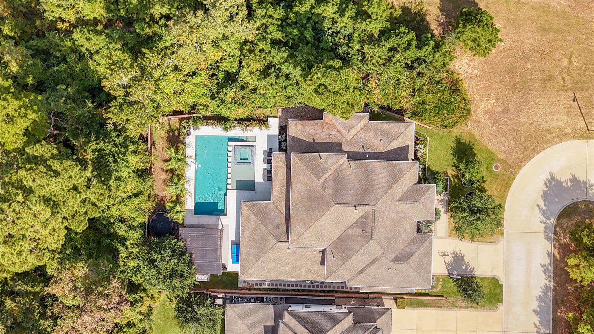 15 Peerless Point Place