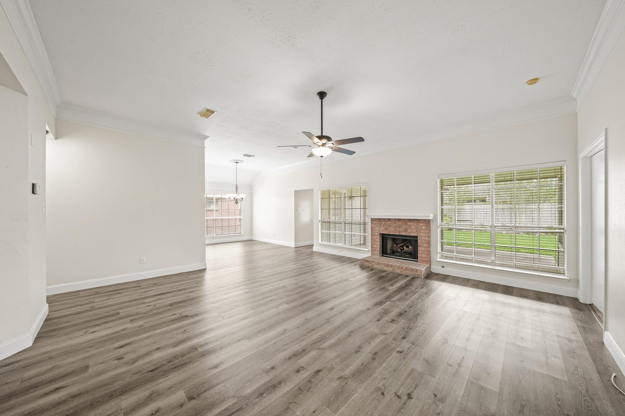 2727 N Peach Hollow Circle