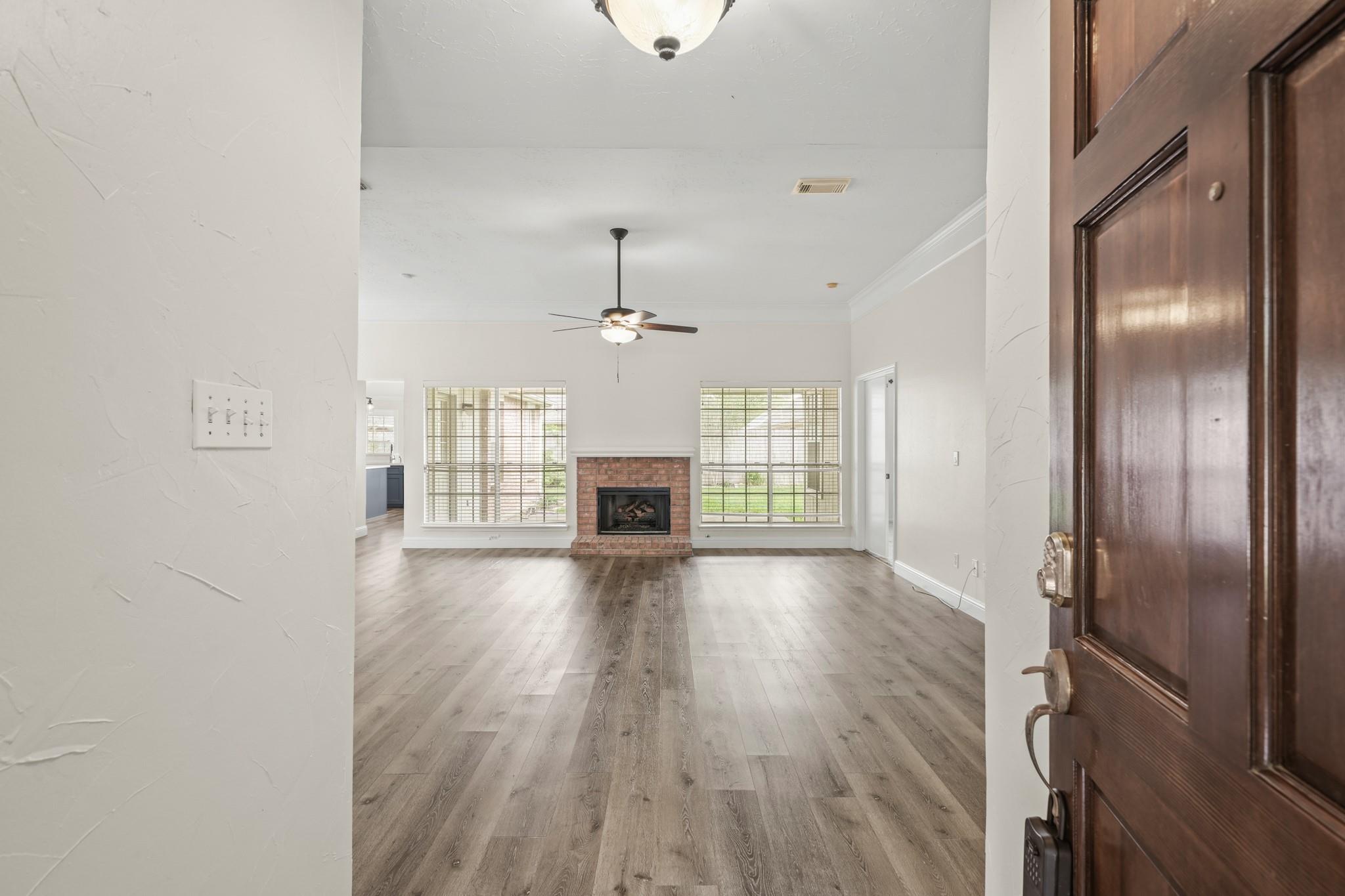 2727 N Peach Hollow Circle