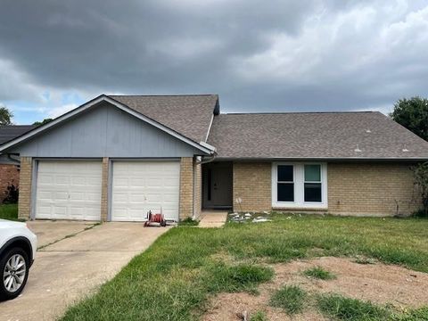 Photo of 22814 Elsinore Drive, Katy, TX 77450 (MLS # 43784162)