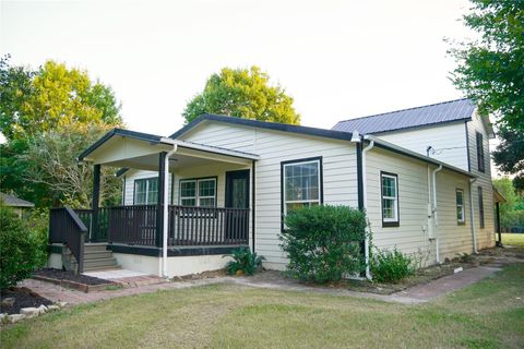 Property photo of 4622 hill side lane, needville, TX 77461