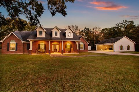 33402 Hillside Drive Pinehurst TX 77362