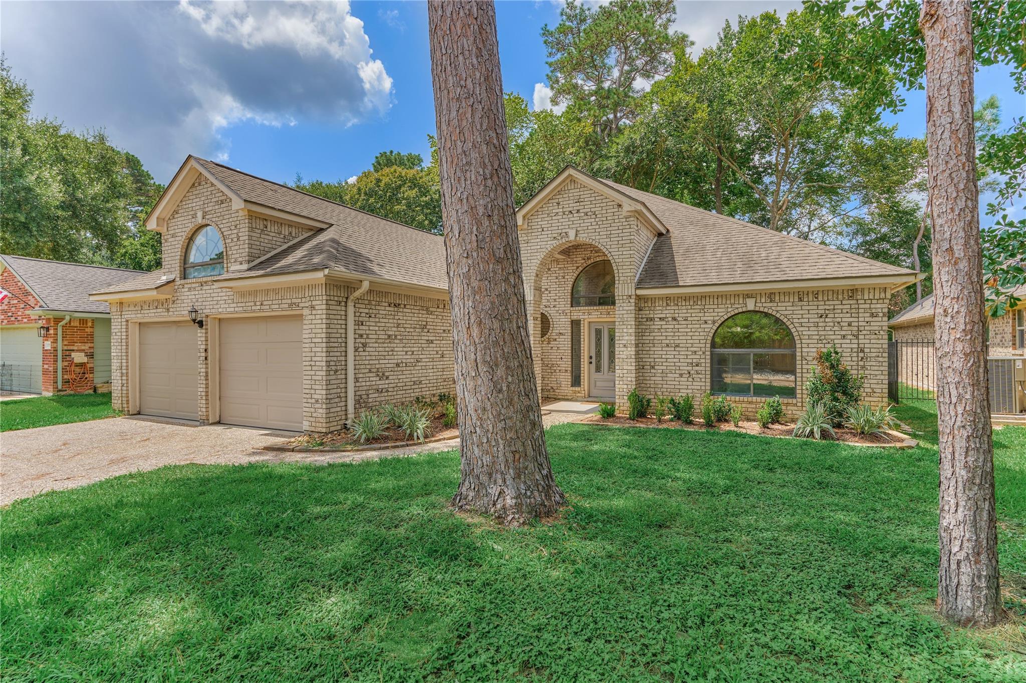 13707 Fountainview Drive