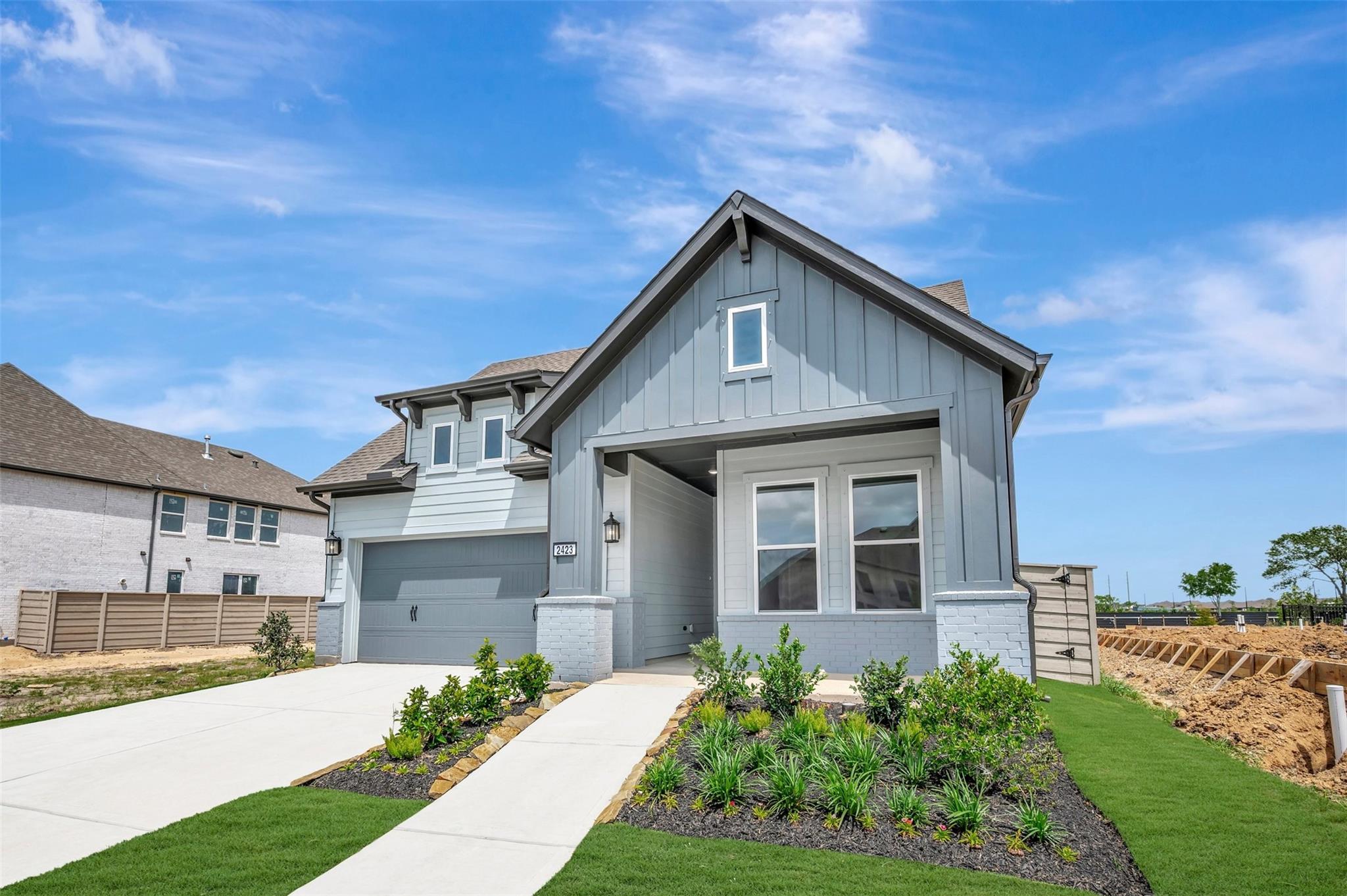 2423 Mission Heights Way