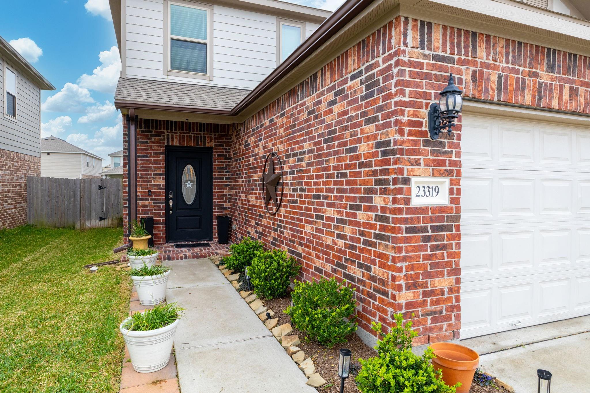 23319 Dovetail Colony Court