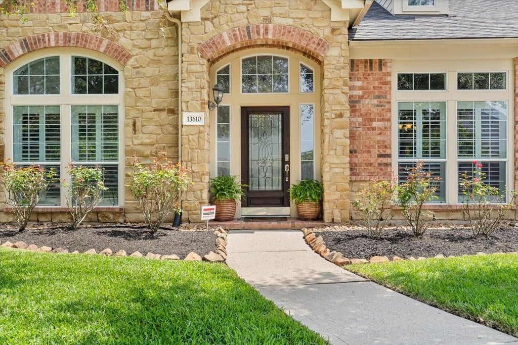 Photo of 13610 Hammond Hills Lane, Houston, TX 77044 (MLS # 24153274)