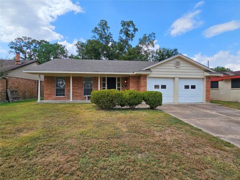 Photo of 2710 Raspberry Lane, Pasadena, TX 77502 (MLS # 36446614) Photo of 2710 Raspberry Lane, Pasadena, TX 77502 (MLS # 36446614)