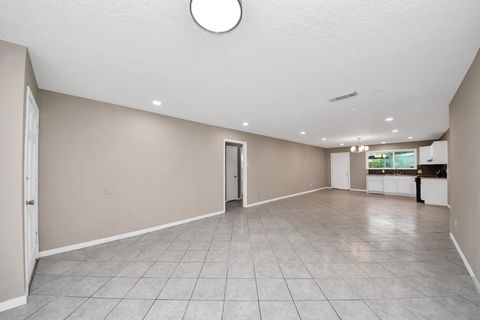 Photo of 11607 Neff Street, Houston, TX 77072 (MLS # 12891911)