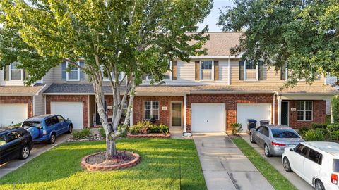 Photo of 14522 Durham Chase Lane, Houston, TX 77095 (MLS # 58861821)