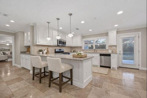 5323 Briarbend Drive Houston TX 77096