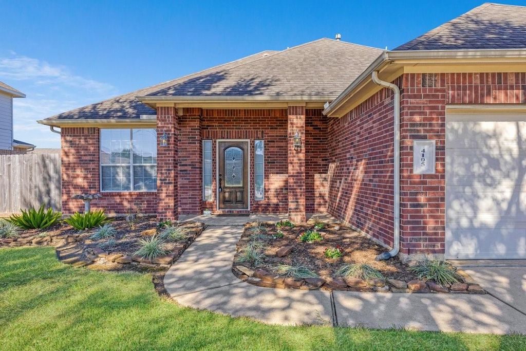 Photo of 4105 Canterbury Park Lane, Pearland, TX 77584 (MLS # 2000604)